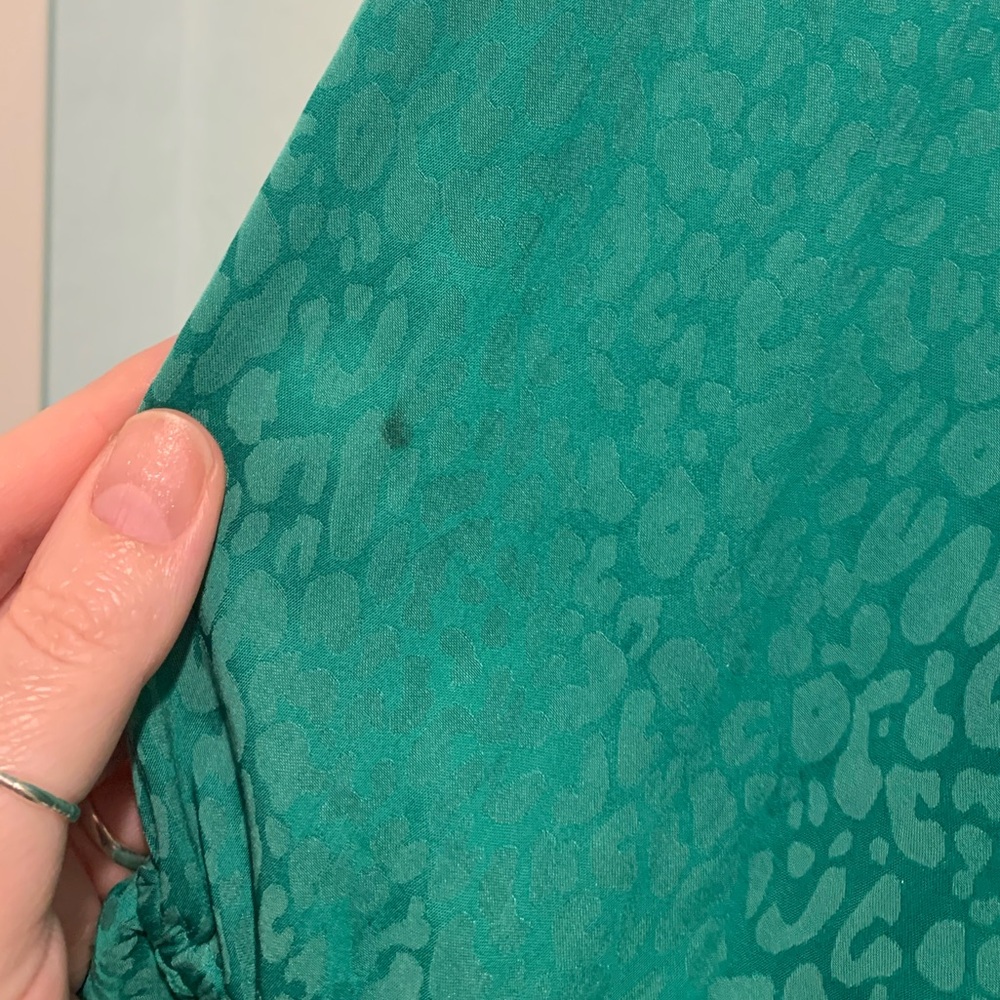 Green Leopard Print Blouse - Picture 4 of 8